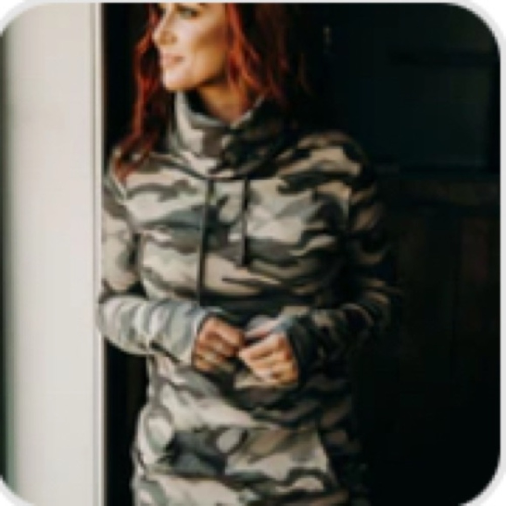 Camo Cowl by Chelsea Deboer. Size Small.